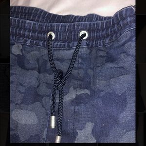 Armani exchange camo jogger